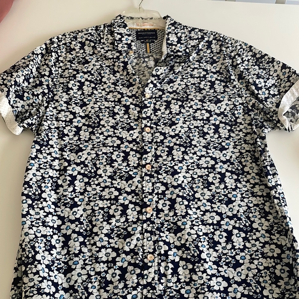 Hawaiian dad shirt